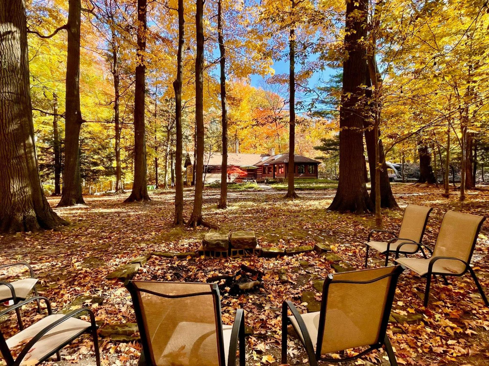 Log Cabin - Natures Oasis - Fire Pit & Gazebo 클리블랜드 외부 사진